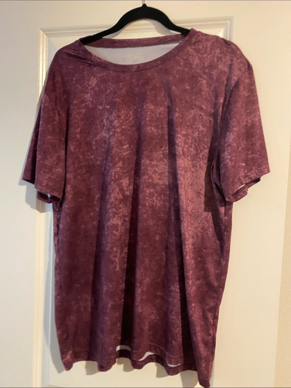 32 Degrees XL T-shirt NWOT